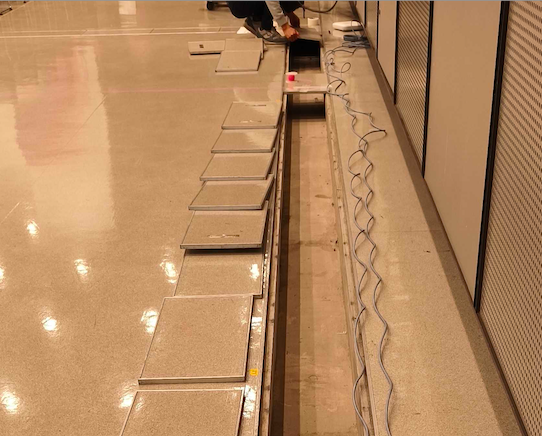 配線作業